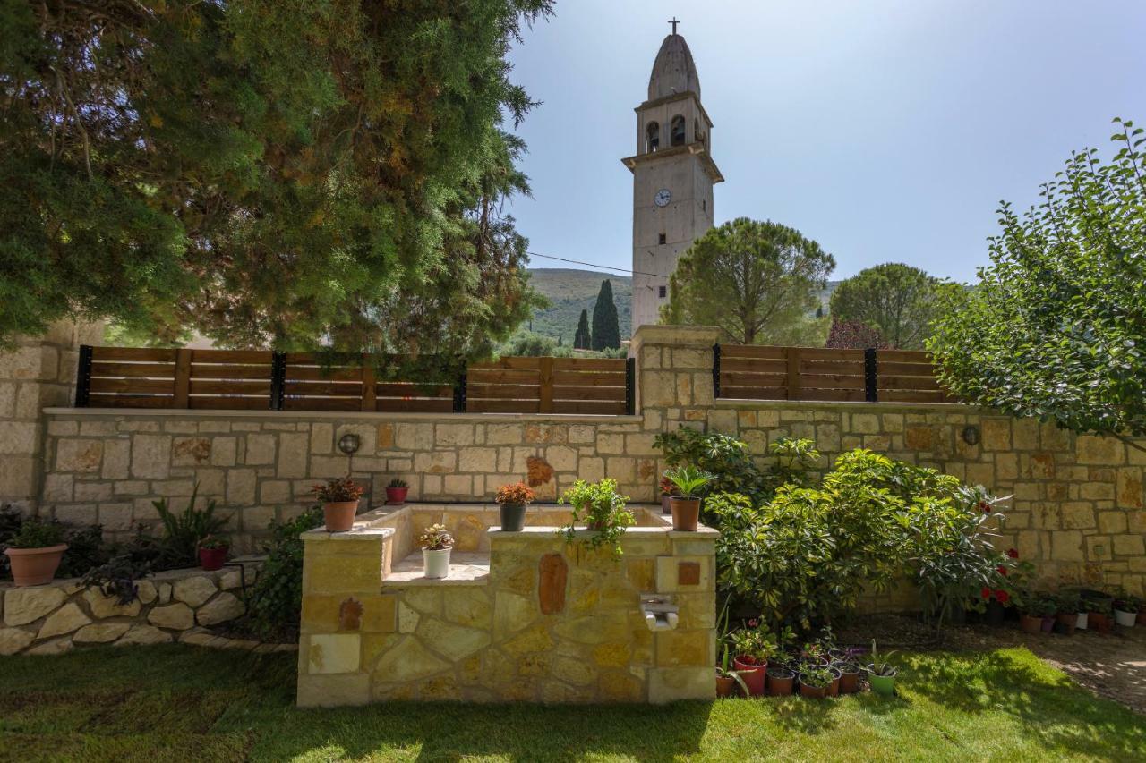 Ethereal Villa Mouzákion Exterior foto